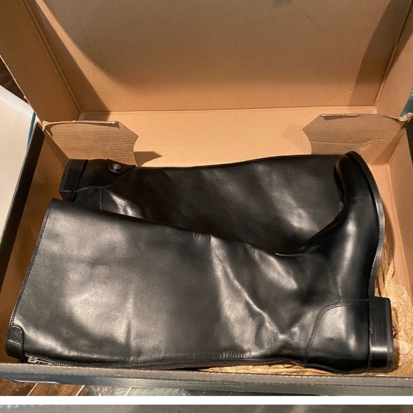 NIB Frye Melissa Knee-High Leather Boots - Picture 2 of 5